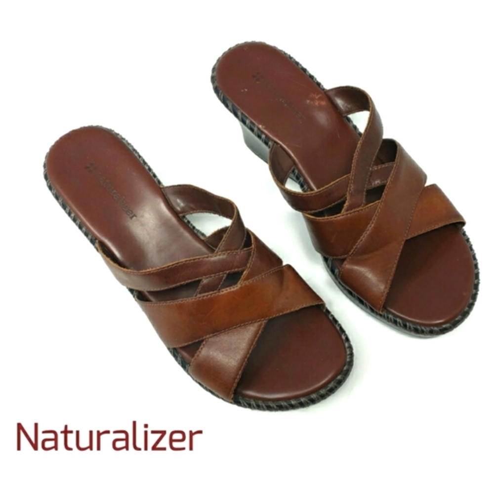 Naturalizer Size 8W Slip-on Wedge Sandals